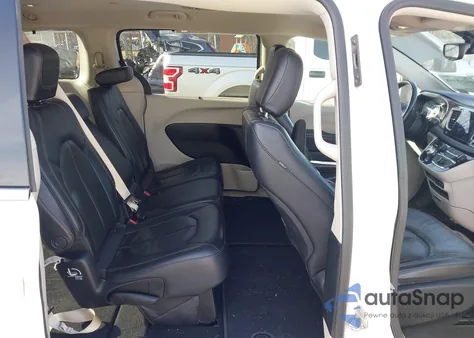 2018 Chrysler Pacifica Touring L z USA, uszkodzony, nr VIN 2C4RC1BG4JR246538